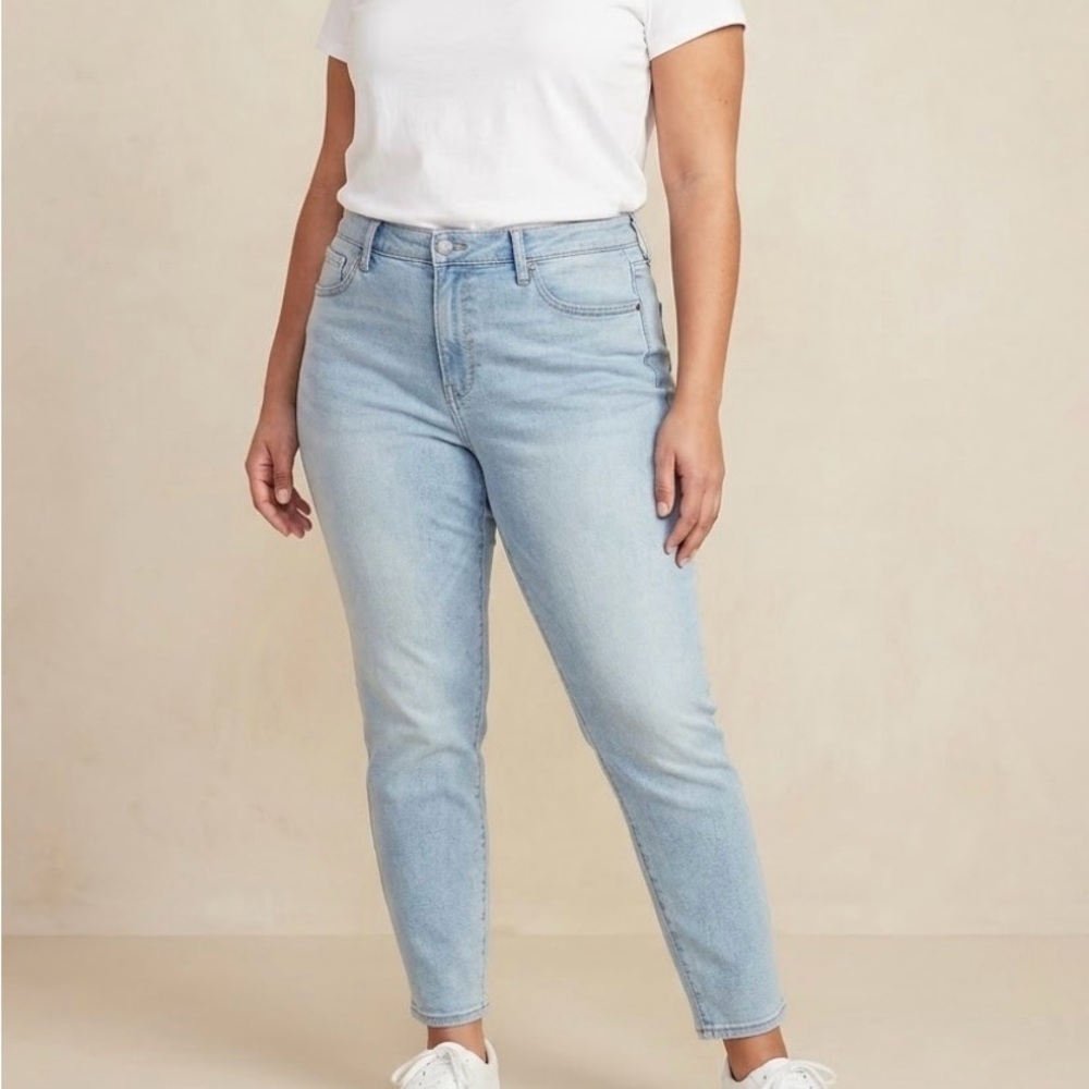 Old Navy Light Blue High-Rise Cropped Slim Jeans